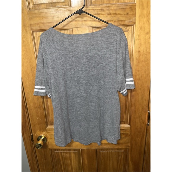 Cincinnati MLB Women's 5th & Ocean Gray T-Shirt XXL  With Cincinnati Reds Hat - Picture 5 of 9